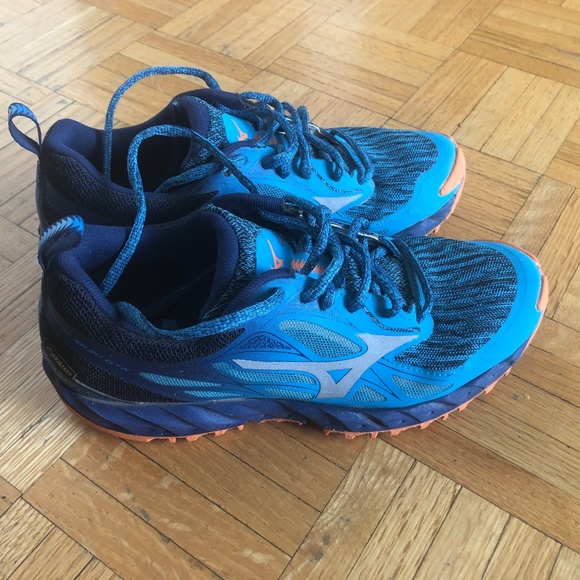 Mizuno Wave Ibuki trail running Gore-Tex shoes - Picture 5 of 12